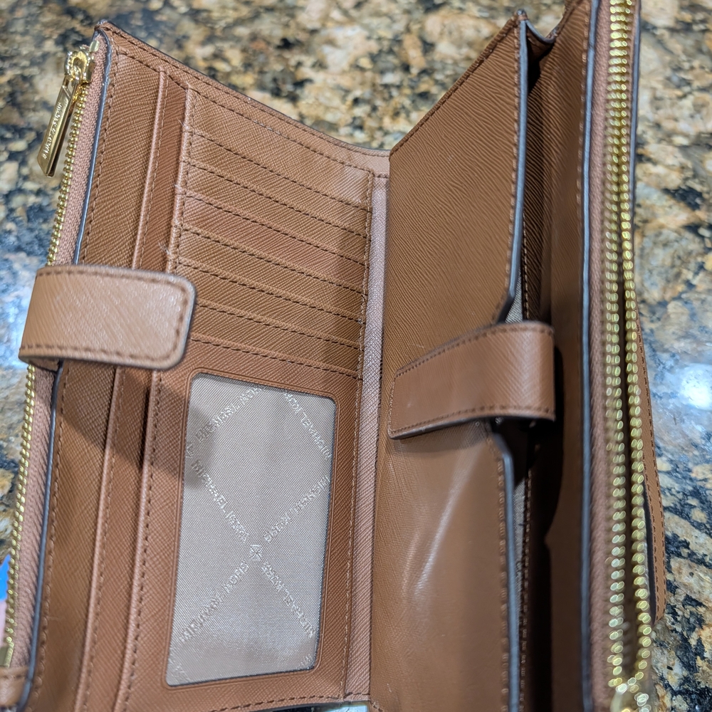 Michael Kors Tan Men's Wallet - Picture 4 of 7